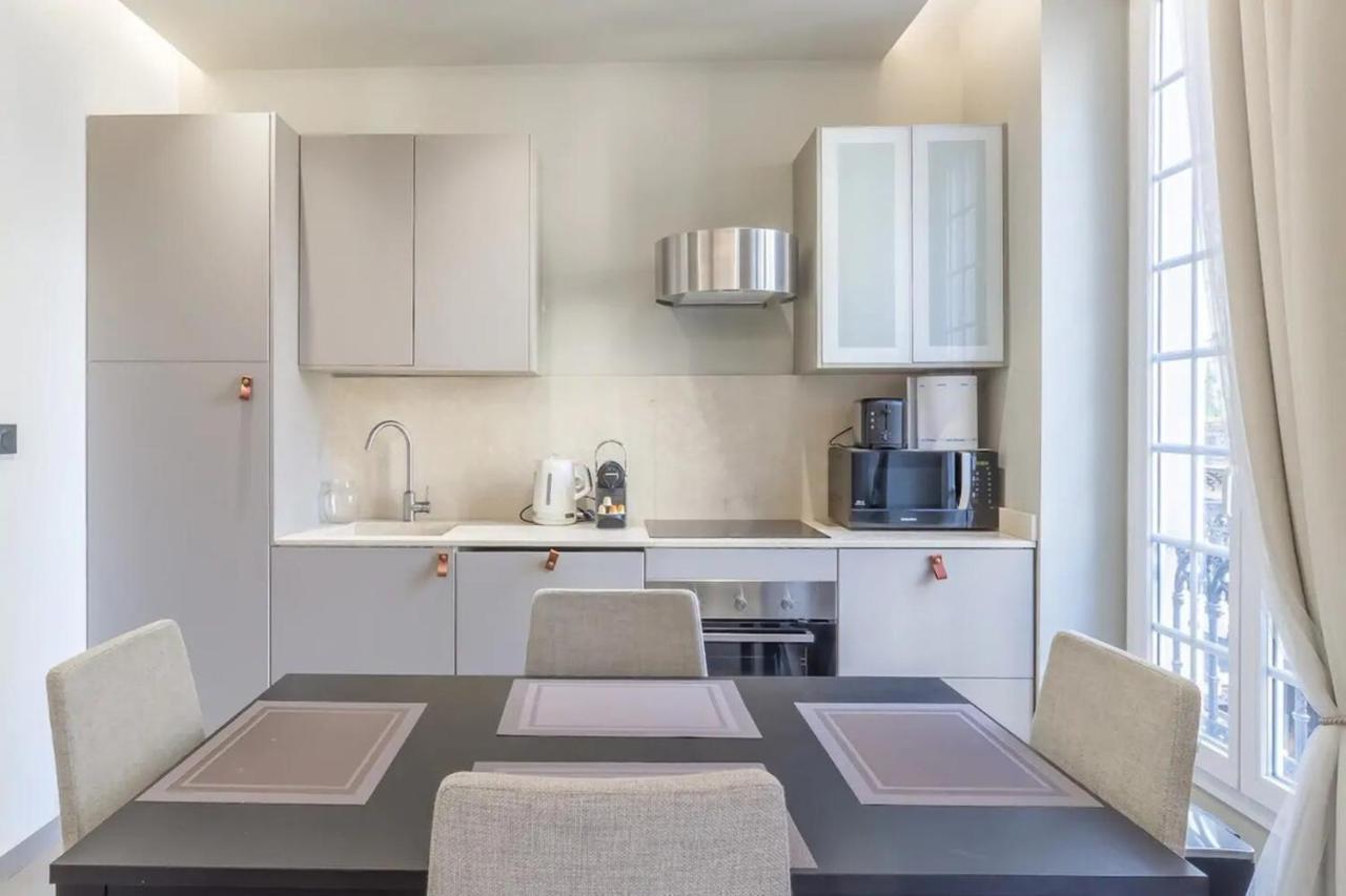 Private Apartment Located In The "Carre D'Or Nice" Eksteriør billede